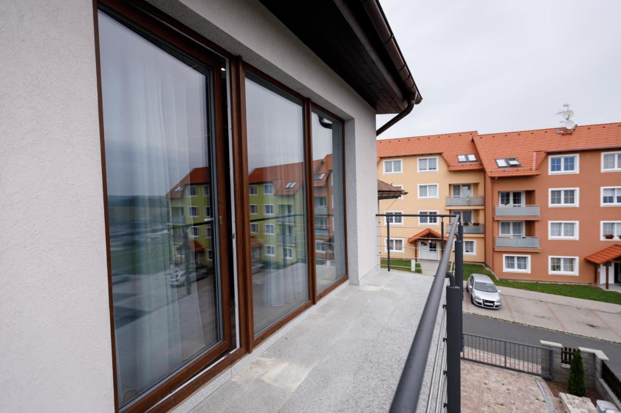 Itm Haus Appartement Rozvadov Buitenkant foto